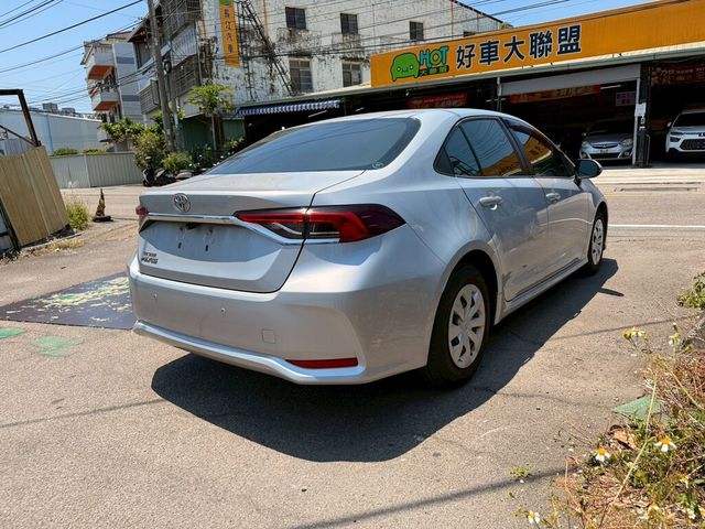 TOYOTA豐田 ALTIS  第6張相片