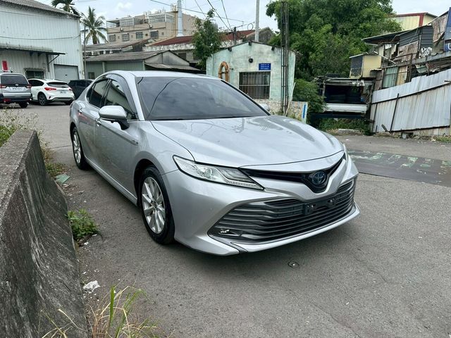 TOYOTA豐田 CAMRY HYBRID  第1張相片