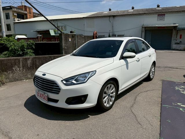 FORD福特 ESCORT  第1張相片