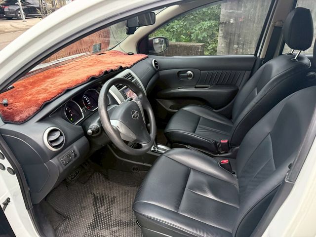 NISSAN日產 LIVINA  第5張相片