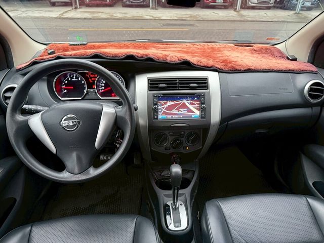 NISSAN日產 LIVINA  第7張相片