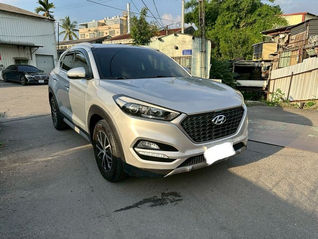 HYUNDAI現代 TUCSON  第2張相片