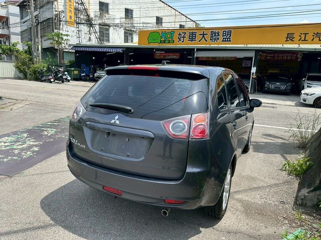 MITSUBISHI三菱 COLT PLUS  第4張相片