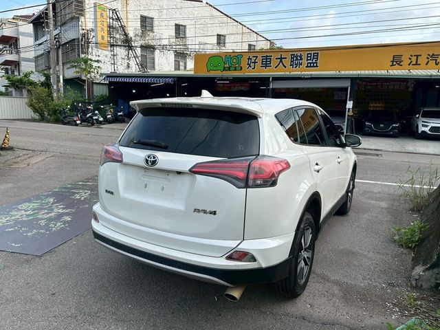 TOYOTA豐田 RAV4  第4張相片