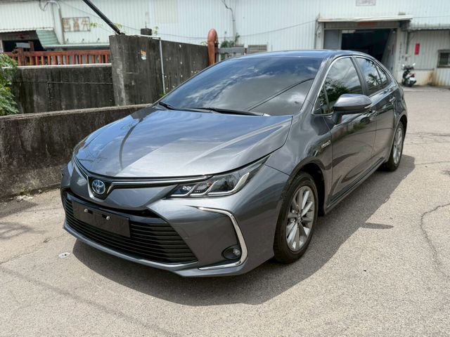 TOYOTA豐田 ALTIS  第1張相片