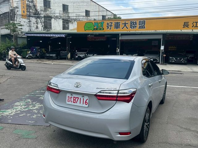 TOYOTA豐田 ALTIS  第4張相片