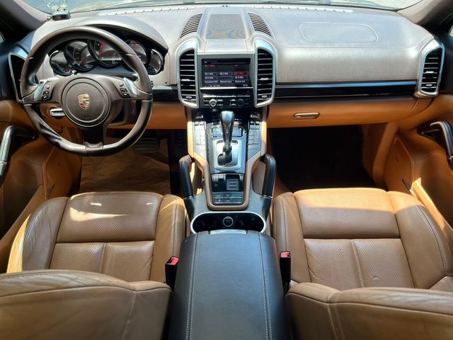 PORSCHE保時捷 CAYENNE  第7張相片