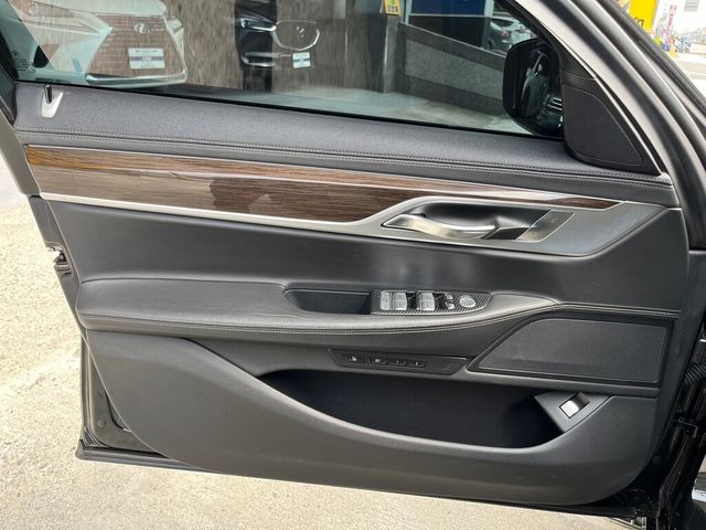 BMW寶馬 730D  第13張相片