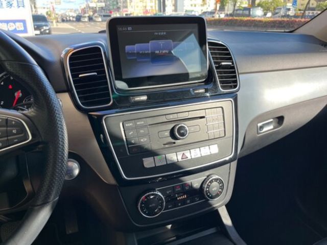 M-BENZ賓士 GLE400  第10張相片