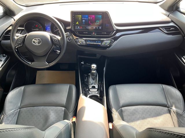 TOYOTA豐田 C-HR  第6張相片