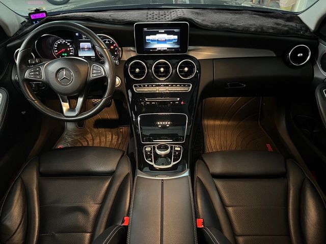 M-BENZ賓士 C180  第4張相片