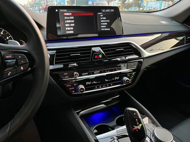 BMW寶馬 520I  第10張相片