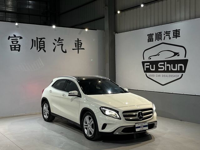 M-BENZ賓士 GLA200  第1張相片