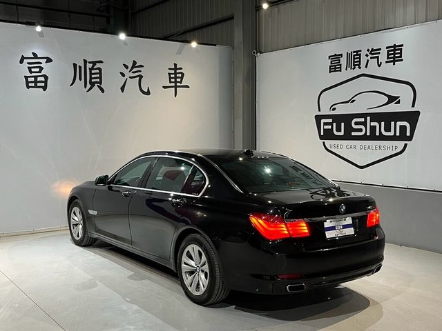 BMW寶馬 740LI  第2張相片