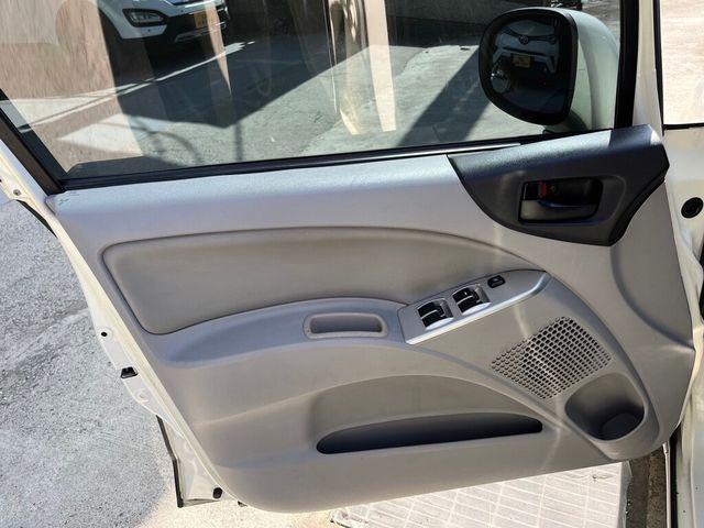 MITSUBISHI三菱 COLT PLUS  第25張相片