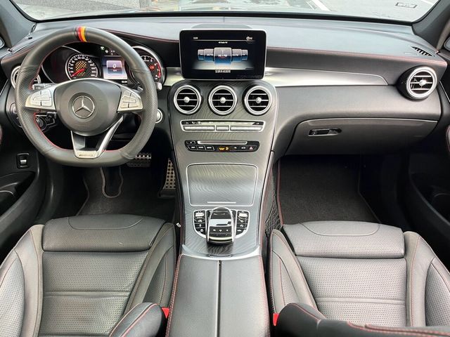 M-BENZ賓士 GLC43 AMG COUPE  第7張相片