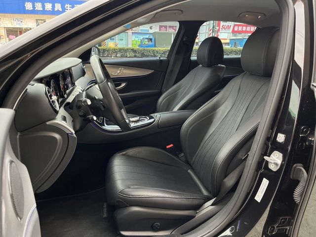 M-BENZ賓士 E200  第15張相片