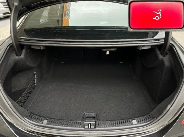 M-BENZ賓士 E200  第18張相片
