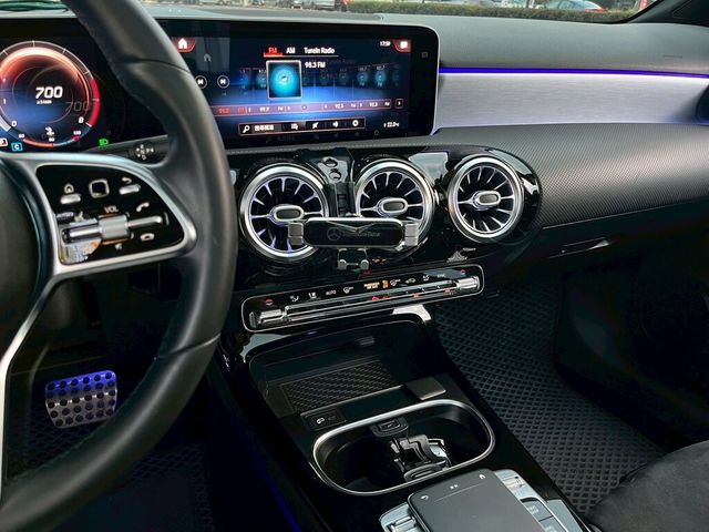 M-BENZ賓士 A250  第10張相片