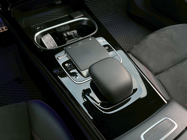 M-BENZ賓士 A250  第11張相片