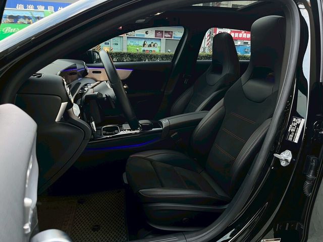 M-BENZ賓士 A250  第15張相片