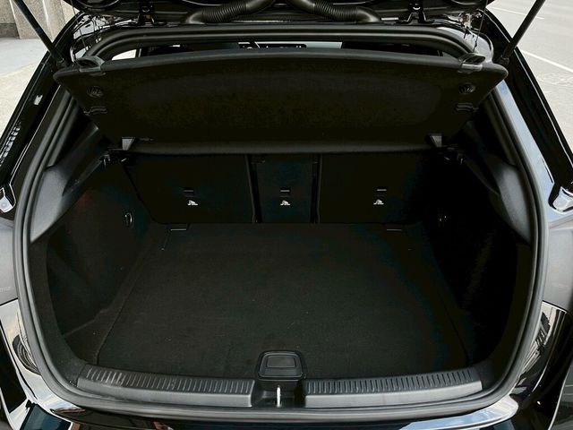 M-BENZ賓士 A250  第17張相片