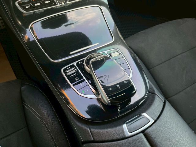 M-BENZ賓士 E250  第11張相片