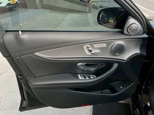 M-BENZ賓士 E250  第14張相片