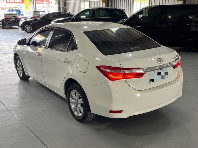 TOYOTA豐田 ALTIS  第4張相片