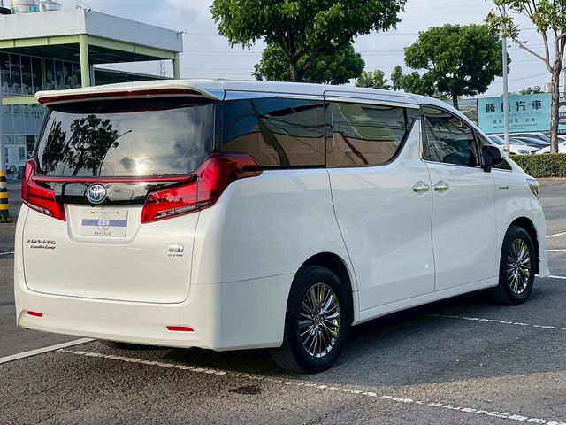 TOYOTA豐田 ALPHARD  第3張相片