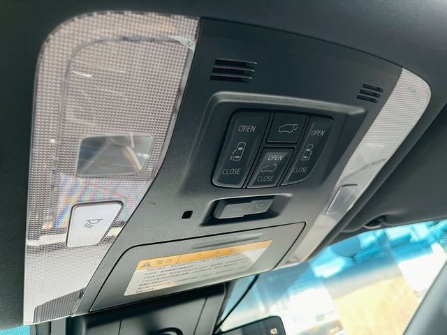 TOYOTA豐田 ALPHARD  第12張相片