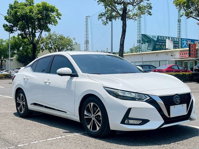 NISSAN日產 SENTRA  第2張相片