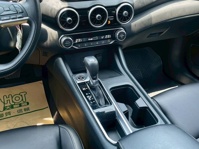 NISSAN日產 SENTRA  第8張相片