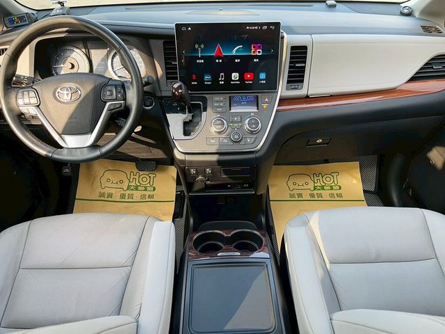 TOYOTA豐田 SIENNA  第6張相片