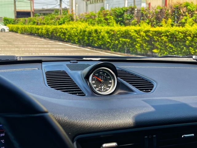PORSCHE保時捷 911  第10張相片
