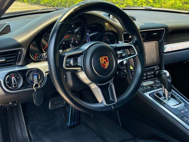 PORSCHE保時捷 911  第16張相片