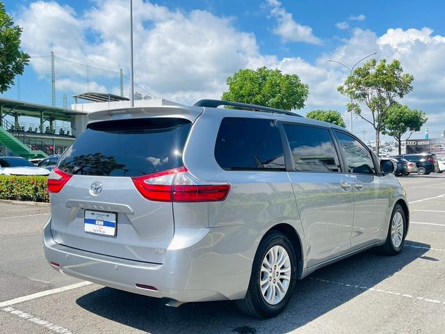 TOYOTA豐田 SIENNA  第3張相片