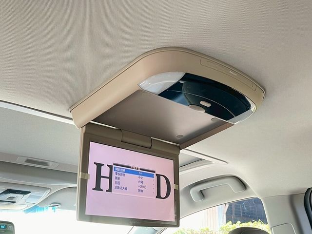 TOYOTA豐田 SIENNA  第18張相片