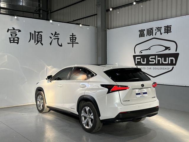 LEXUS凌志 NX300H  第2張相片