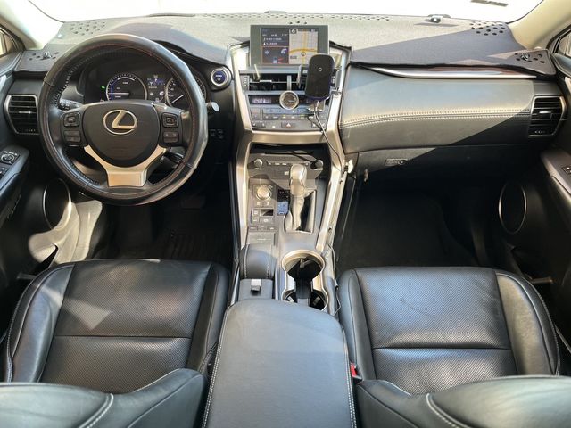 LEXUS凌志 NX300H  第6張相片