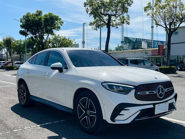 M-BENZ賓士 GLC300 AMG COUPE  第2張相片