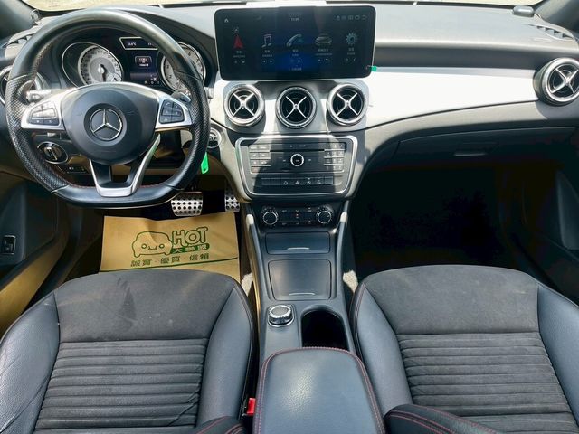 M-BENZ賓士 CLA200  第5張相片