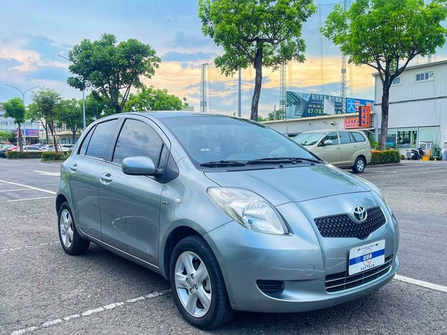 TOYOTA豐田 YARIS  第2張相片