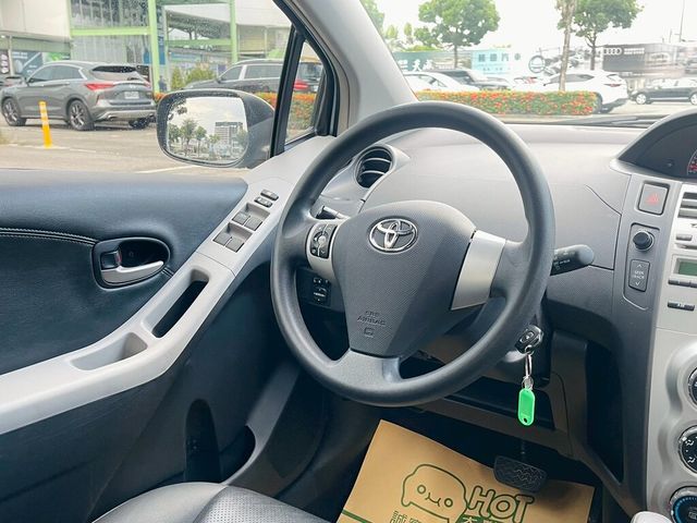 TOYOTA豐田 YARIS  第6張相片