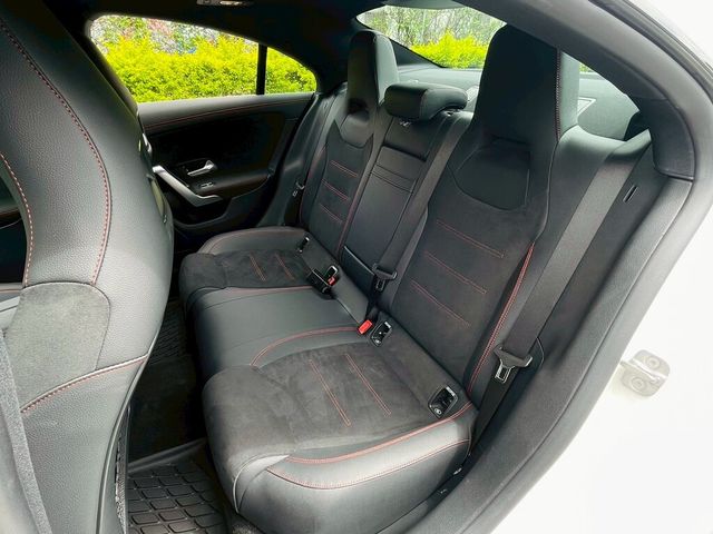 M-BENZ賓士 CLA35 AMG  第16張相片