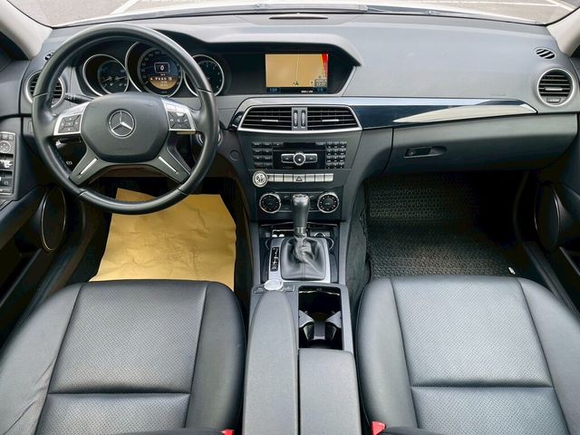 M-BENZ賓士 C200  第5張相片