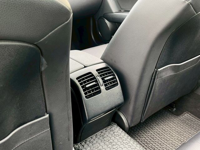 M-BENZ賓士 C200  第15張相片