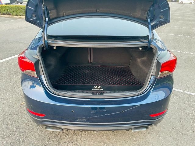 HYUNDAI現代 ELANTRA  第19張相片