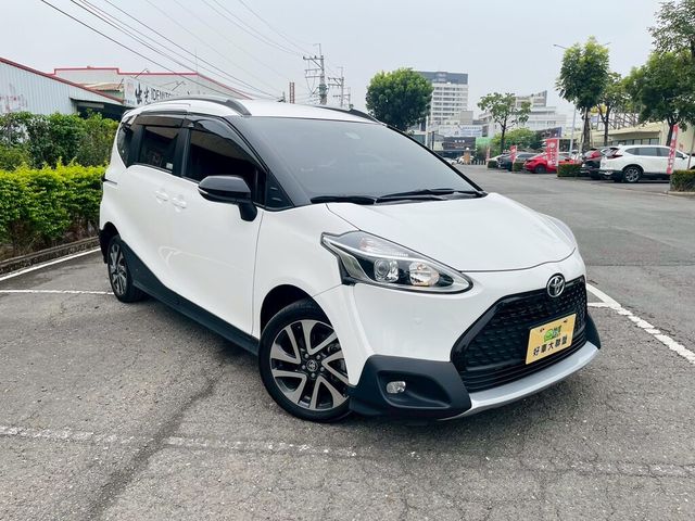 TOYOTA豐田 SIENTA  第2張相片