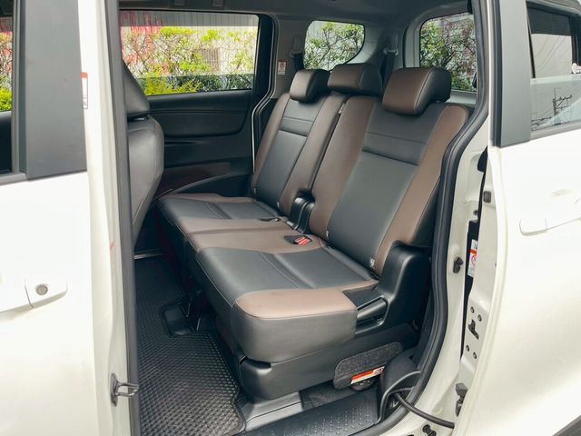TOYOTA豐田 SIENTA  第17張相片